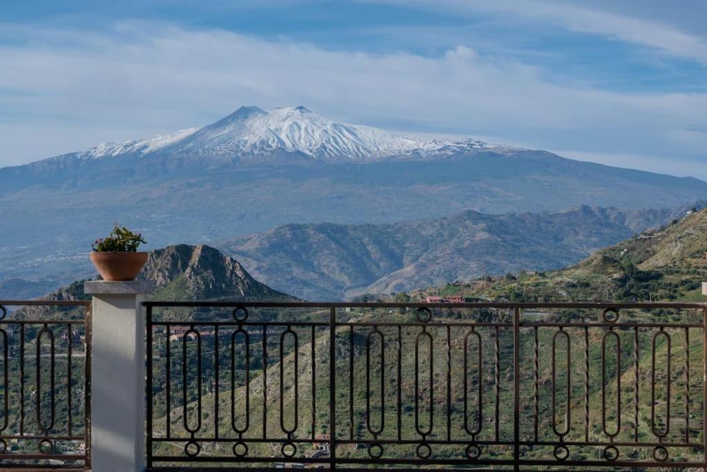 La Chicca Sicily Holiday House Castelmola Kültér fotó